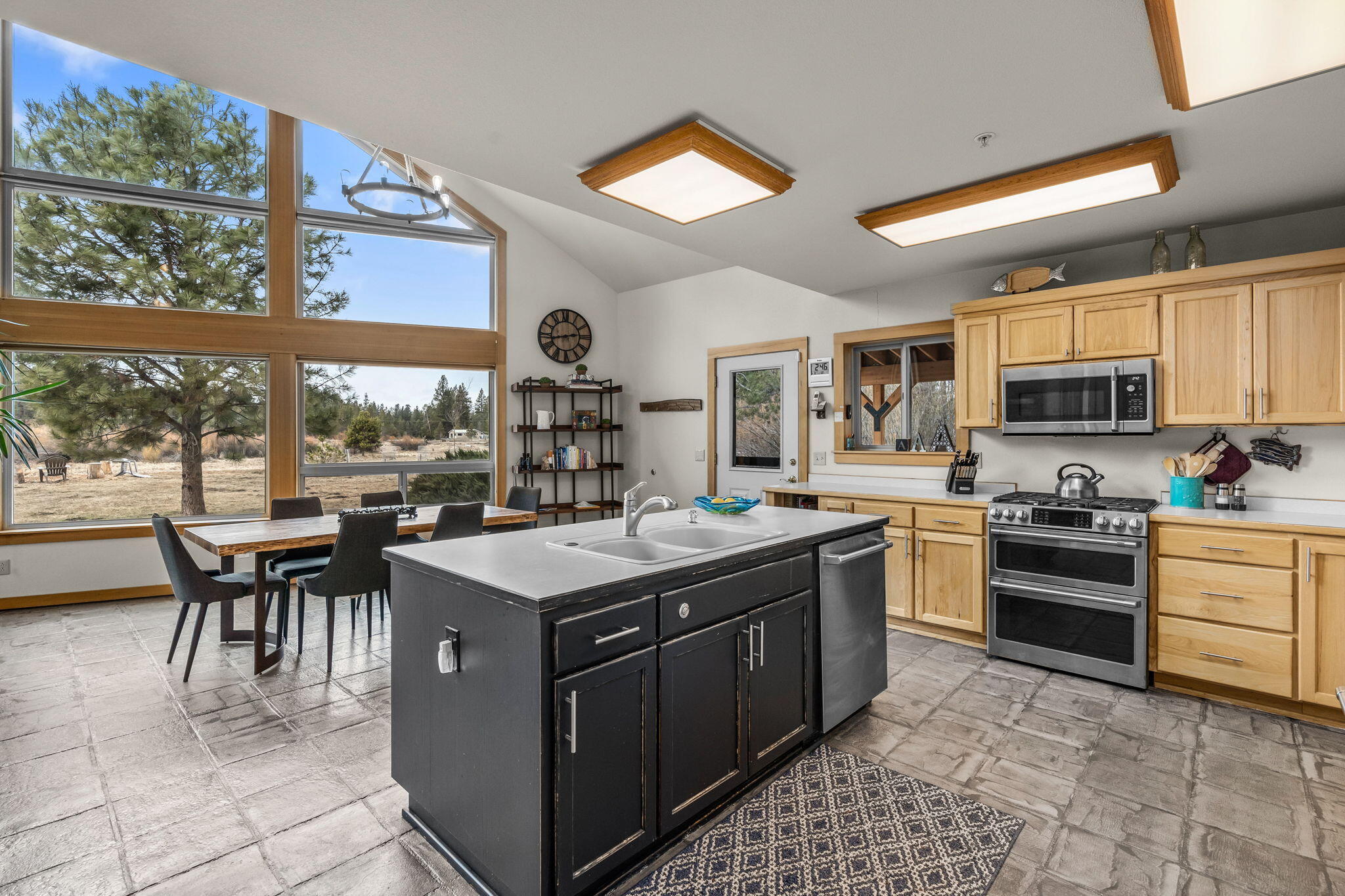 Drrh Trs - Residential