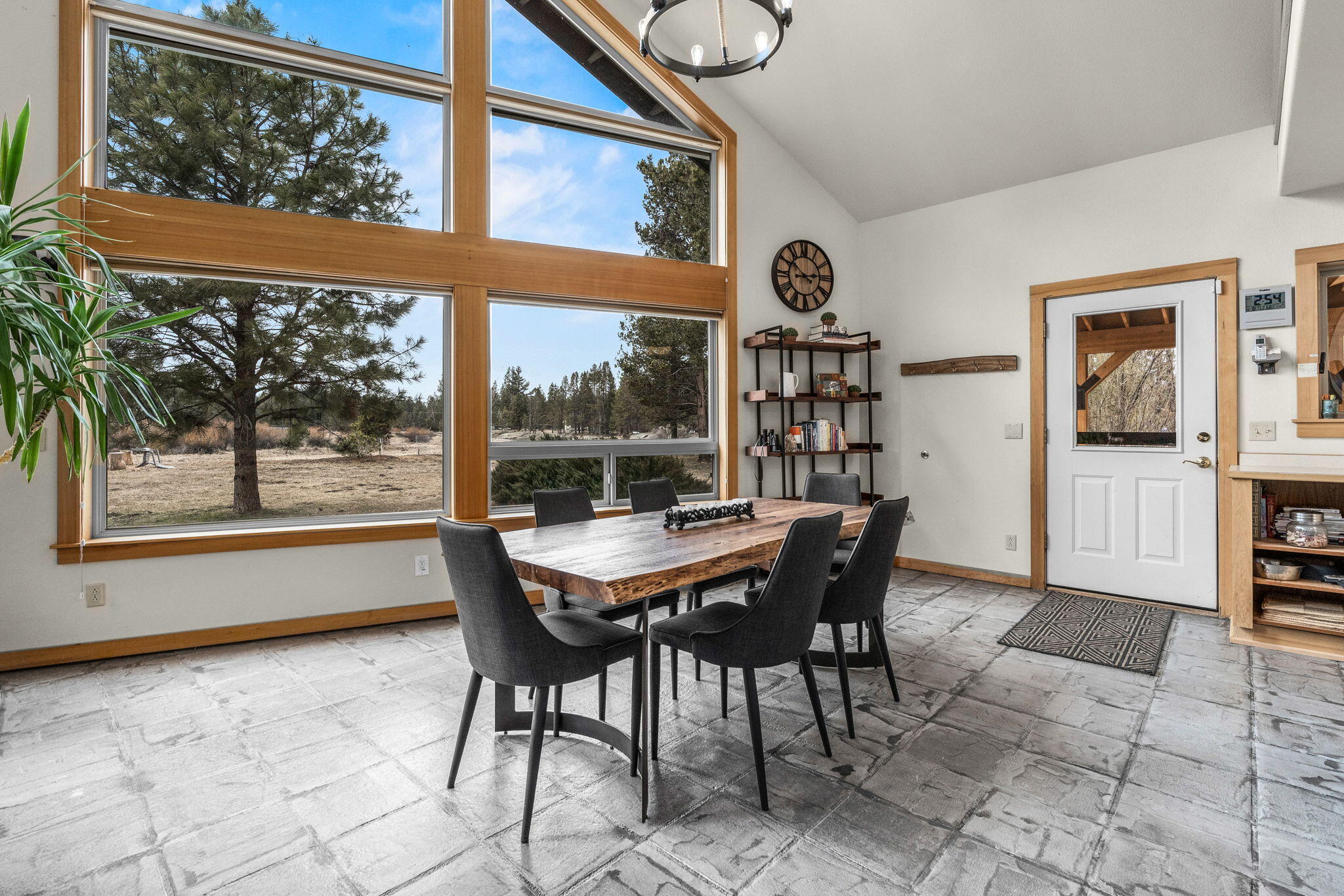 Drrh Trs - Residential