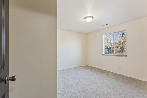 Tiny photo for 21182 Desert Skies Place, Bend, OR 97702 (MLS # 220213769)