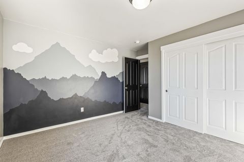 Tiny photo for 21182 Desert Skies Place, Bend, OR 97702 (MLS # 220213769)