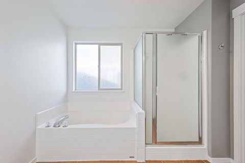 Tiny photo for 21182 Desert Skies Place, Bend, OR 97702 (MLS # 220213769)