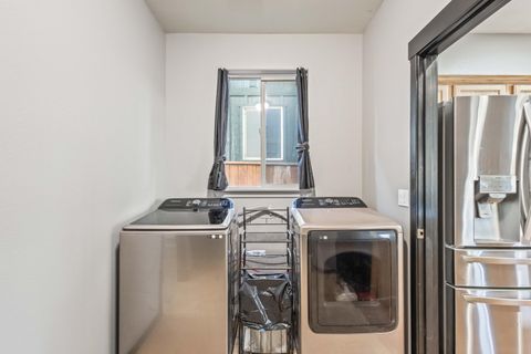 Tiny photo for 21182 Desert Skies Place, Bend, OR 97702 (MLS # 220213769)