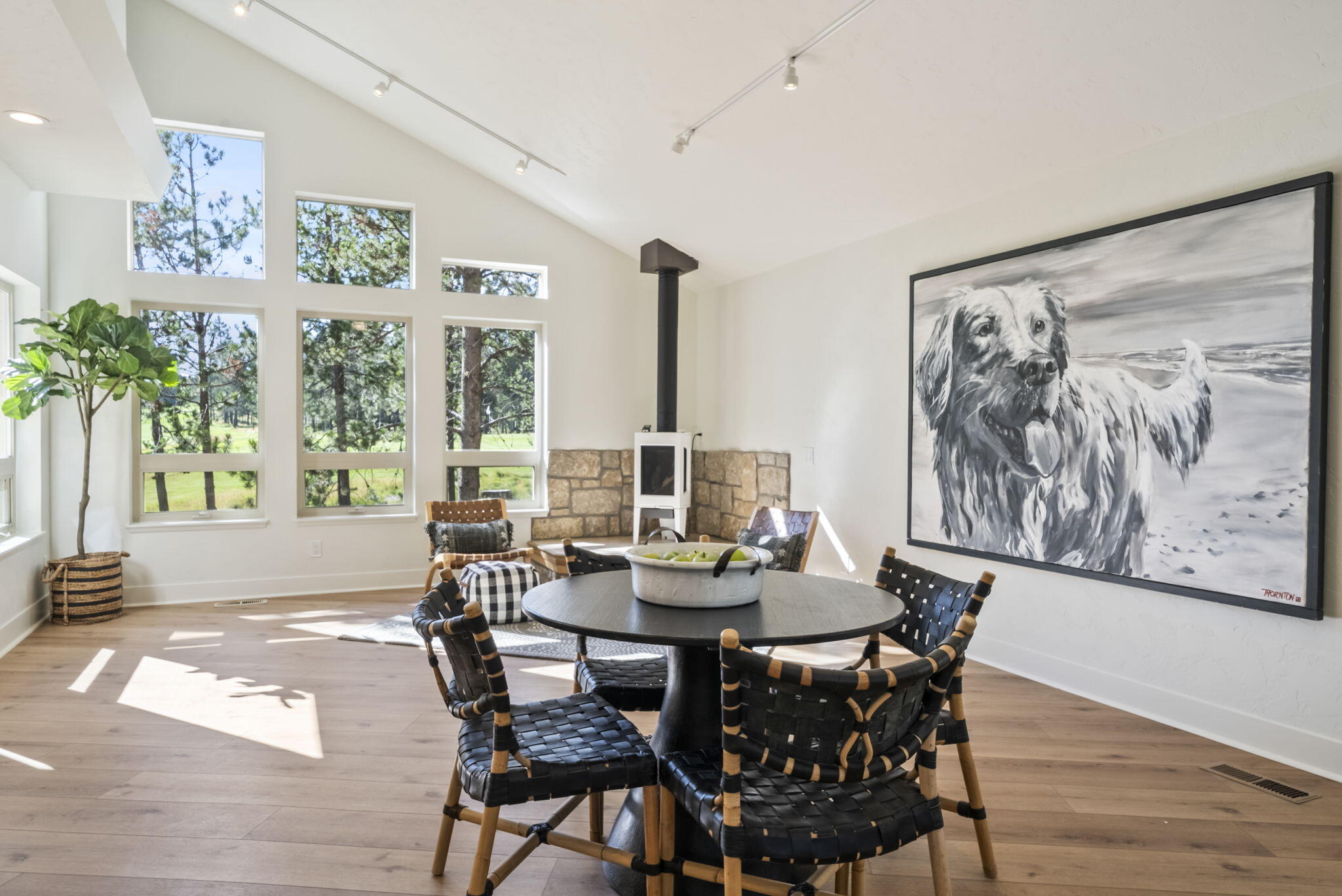 57776 Umpqua Lane