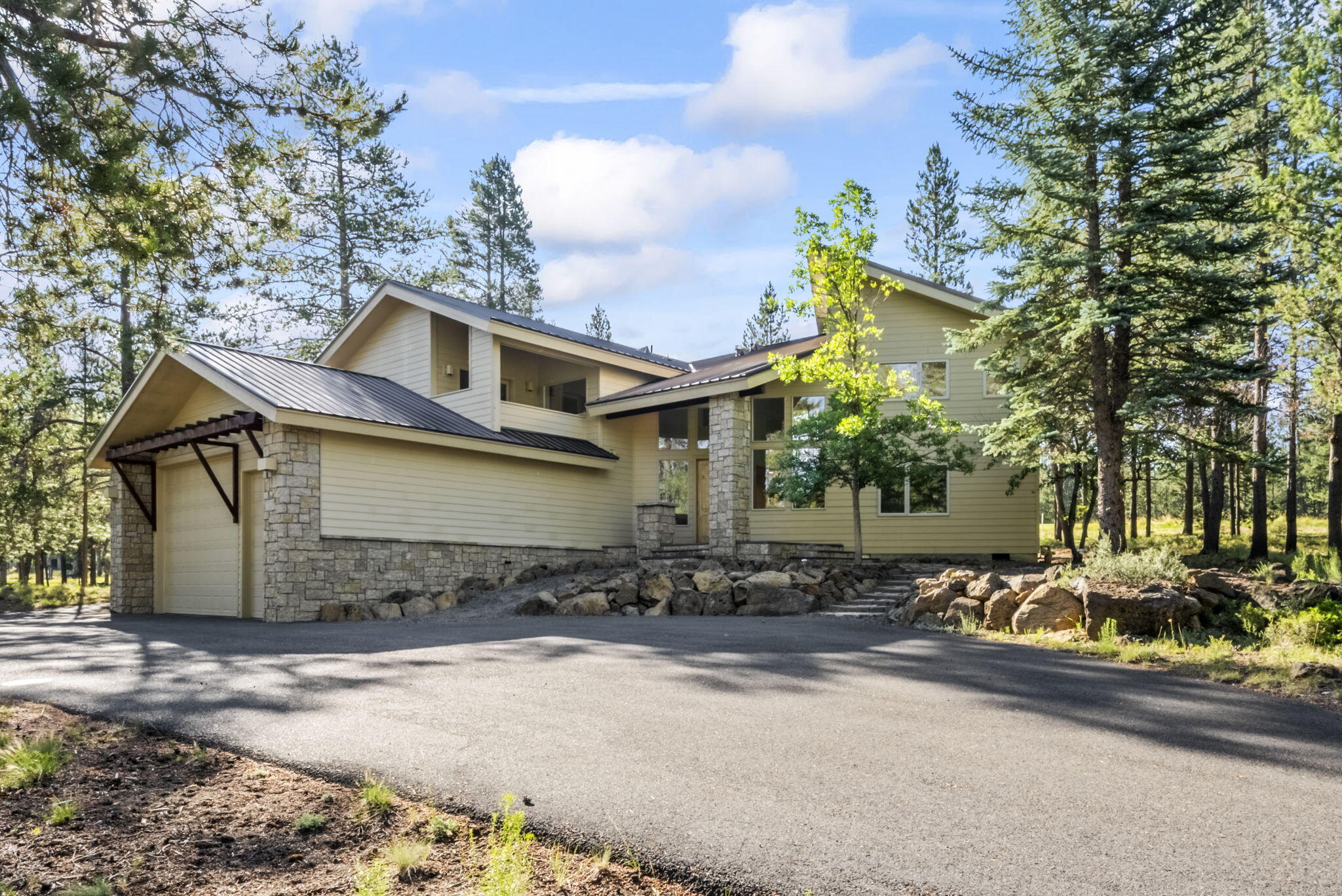 Fairway Crest Village - Residential