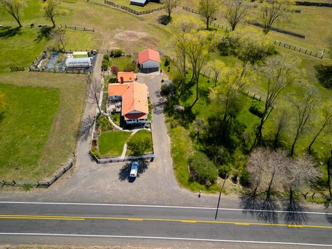 Tiny photo for 4650 Lower Klamath Lake Road, Klamath Falls, OR 97603 (MLS # 220211271)