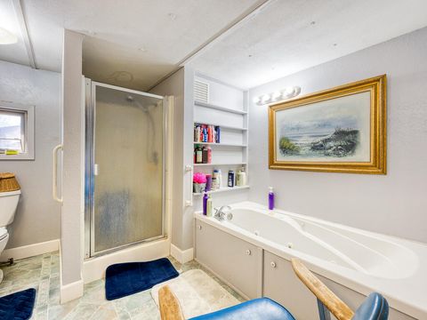 Tiny photo for 4650 Lower Klamath Lake Road, Klamath Falls, OR 97603 (MLS # 220211271)