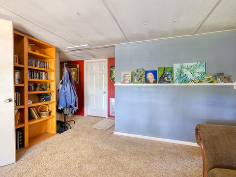 Tiny photo for 4650 Lower Klamath Lake Road, Klamath Falls, OR 97603 (MLS # 220211271)