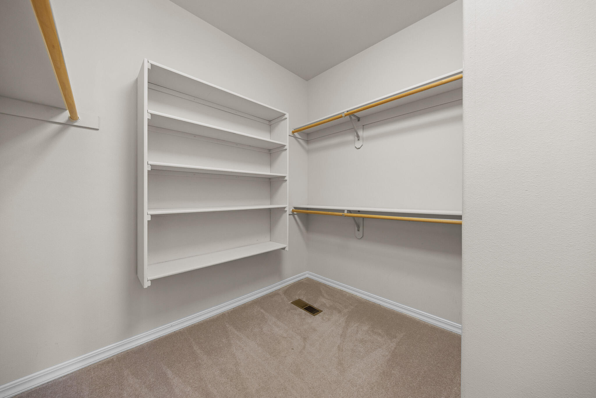 7th Mtn Golf Village - Residential