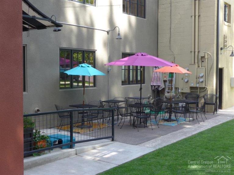 CLAB - Commercial Sale