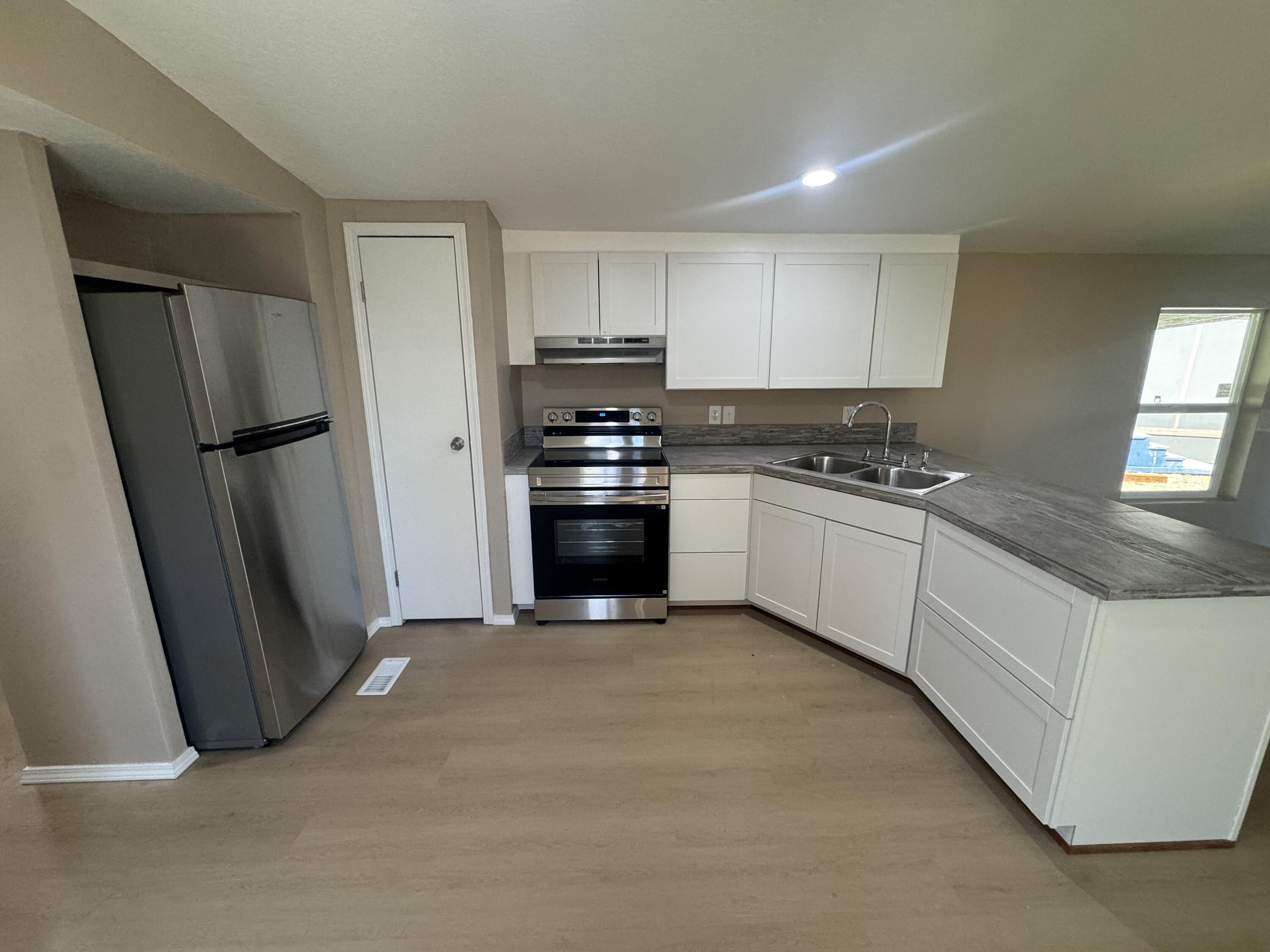 526 NW 17th Street