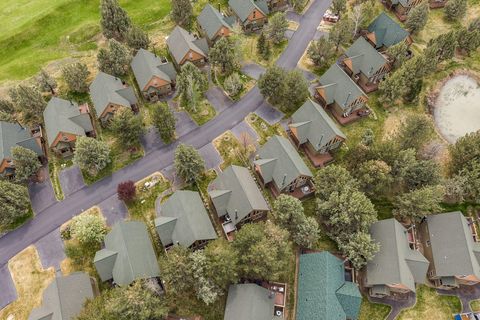 Tiny photo for 8811 Cliff Swallow Drive, Redmond, OR 97756 (MLS # 220217641)