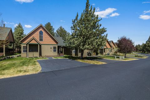 Tiny photo for 8811 Cliff Swallow Drive, Redmond, OR 97756 (MLS # 220217641)