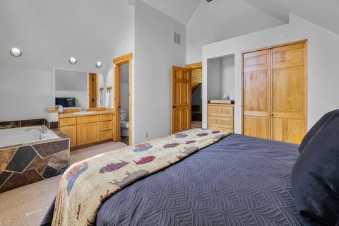 Tiny photo for 8811 Cliff Swallow Drive, Redmond, OR 97756 (MLS # 220217641)