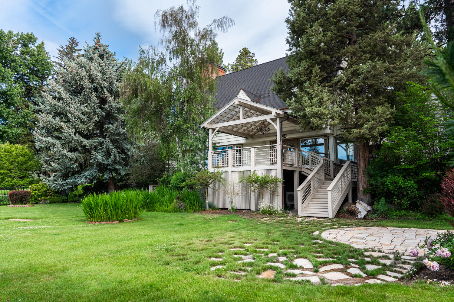 Pinelyn Park - Residential