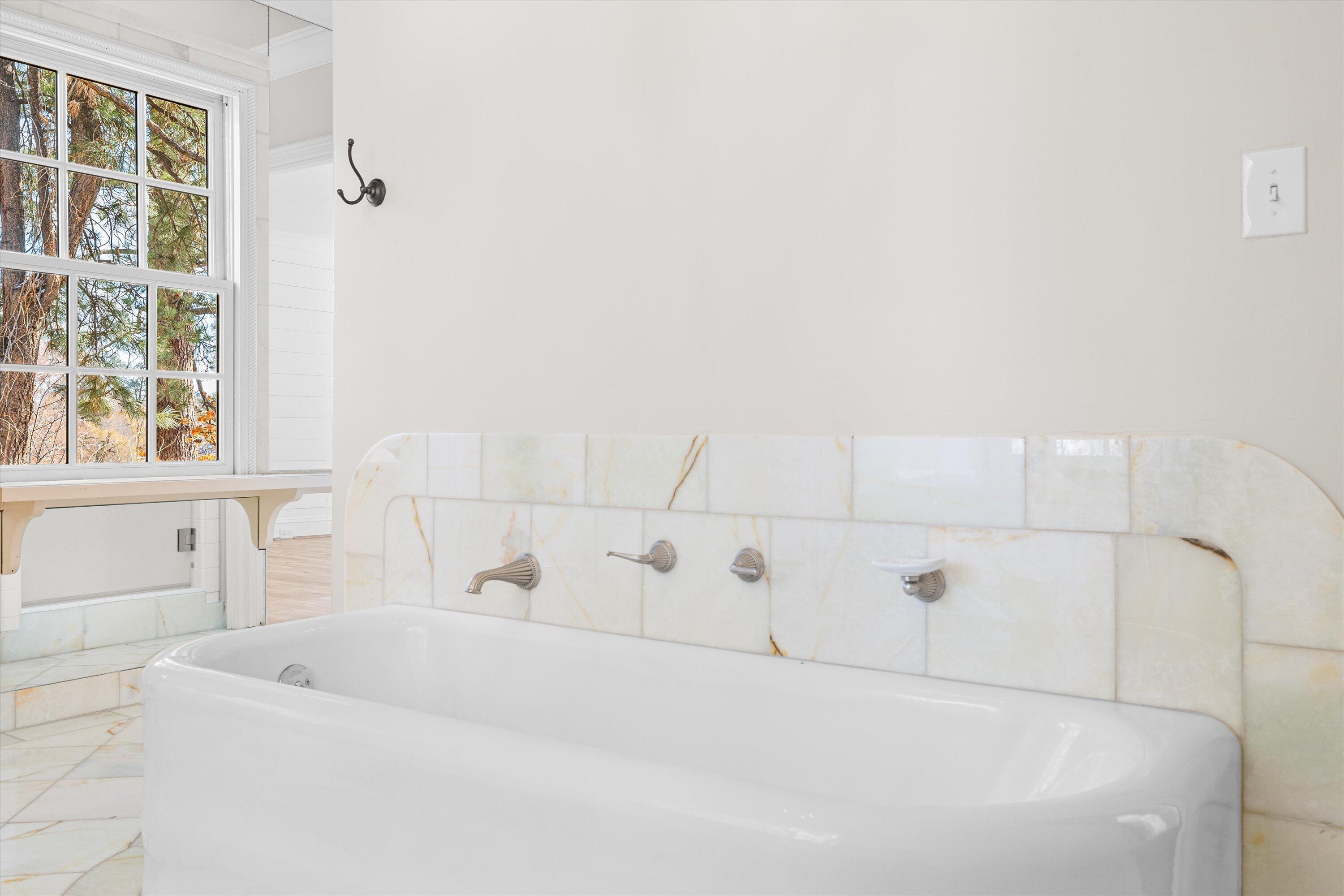 Pinelyn Park - Residential