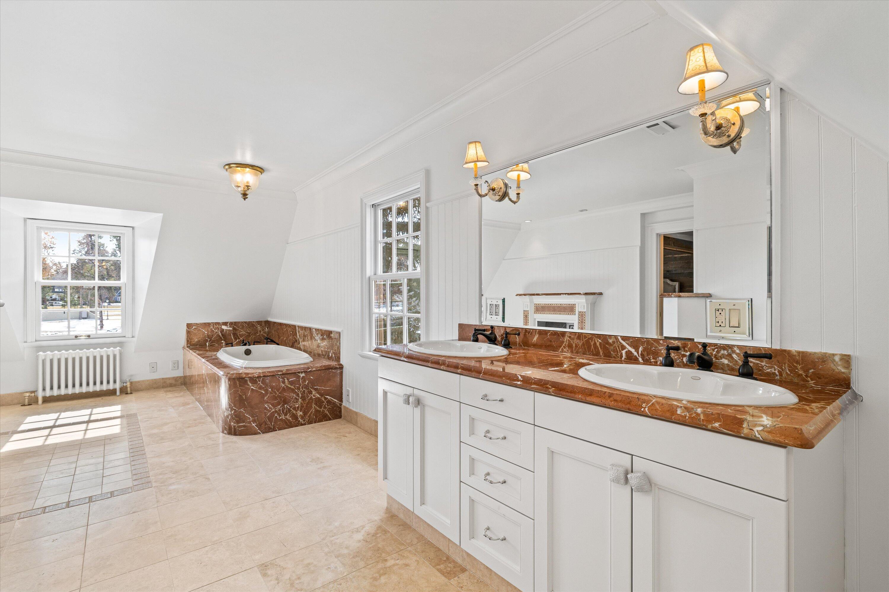 Pinelyn Park - Residential