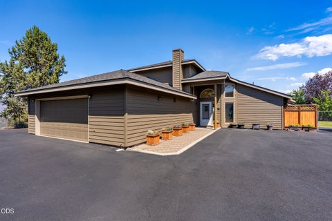 Tiny photo for 1550 NW Galloway Avenue, Terrebonne, OR 97760 (MLS # 220226980)