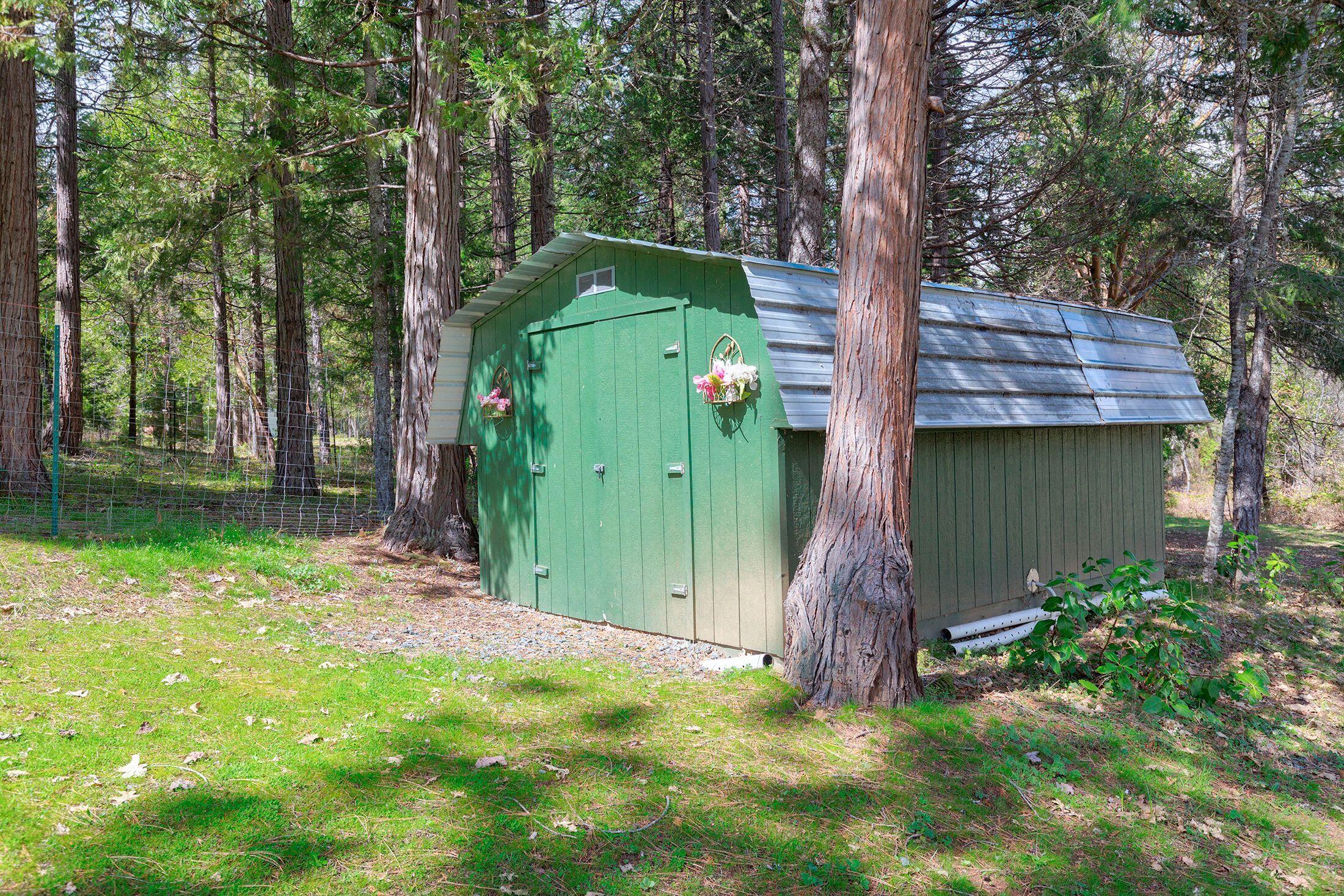 Three Pines Fruit Tracts - Residential