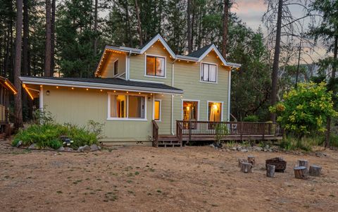 Tiny photo for 11677 Highway 238, Jacksonville, OR 97530 (MLS # 220210304)
