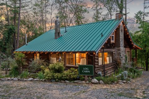 Tiny photo for 11677 Highway 238, Jacksonville, OR 97530 (MLS # 220210304)