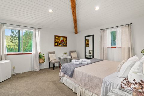 Tiny photo for 11677 Highway 238, Jacksonville, OR 97530 (MLS # 220210304)