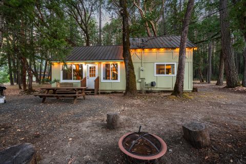 Tiny photo for 11677 Highway 238, Jacksonville, OR 97530 (MLS # 220210304)
