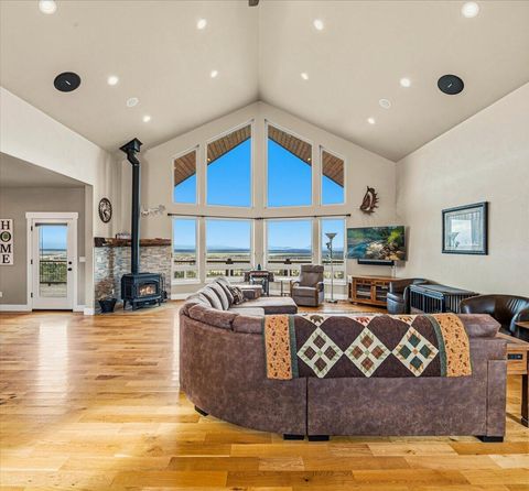 Tiny photo for 12365 SW Reif Road, Powell Butte, OR 97753 (MLS # 220217123)