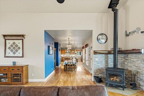 Tiny photo for 12365 SW Reif Road, Powell Butte, OR 97753 (MLS # 220217123)