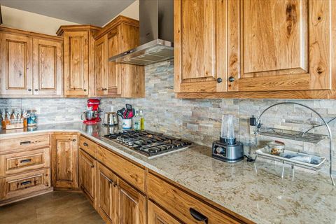 Tiny photo for 12365 SW Reif Road, Powell Butte, OR 97753 (MLS # 220217123)