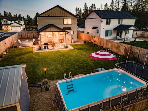 Tiny photo for 16614 Landing Court, La Pine, OR 97739 (MLS # 220220124)