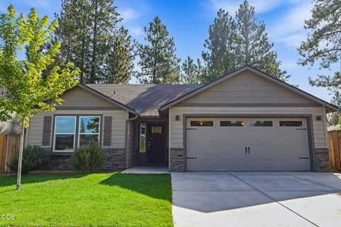Photo of 670 McKinney Ranch Road, Sisters, OR 97759 (MLS # 220227917)