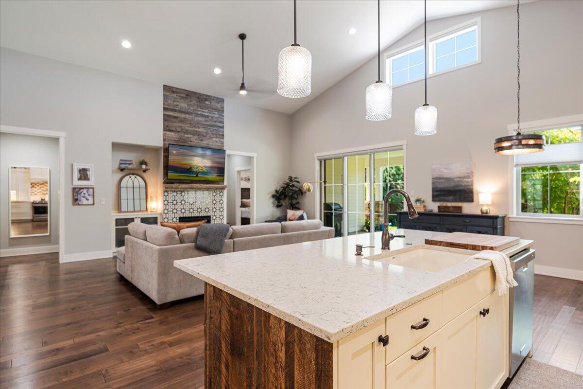 Forked Horn Butte - Residential