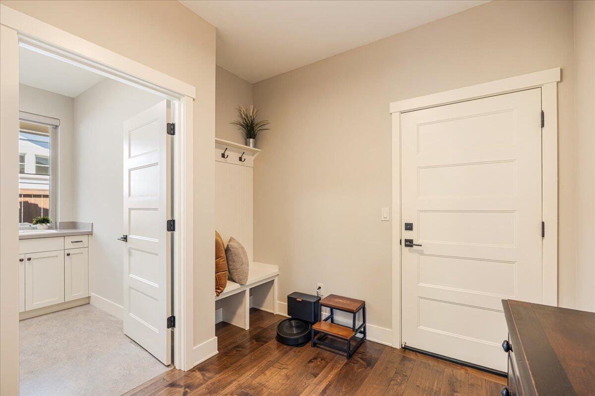 Forked Horn Butte - Residential