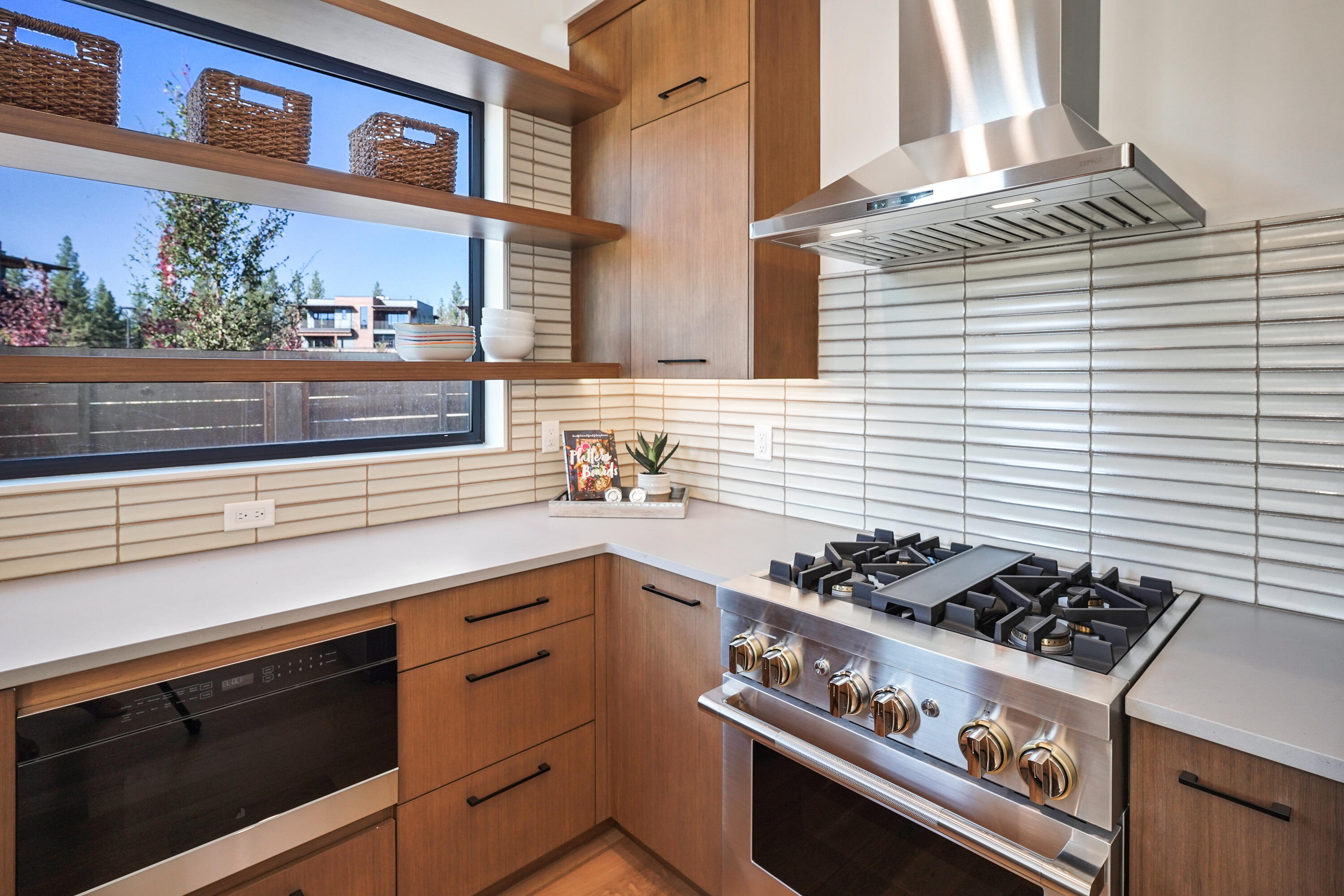 Discovery West Phase 4 - Residential