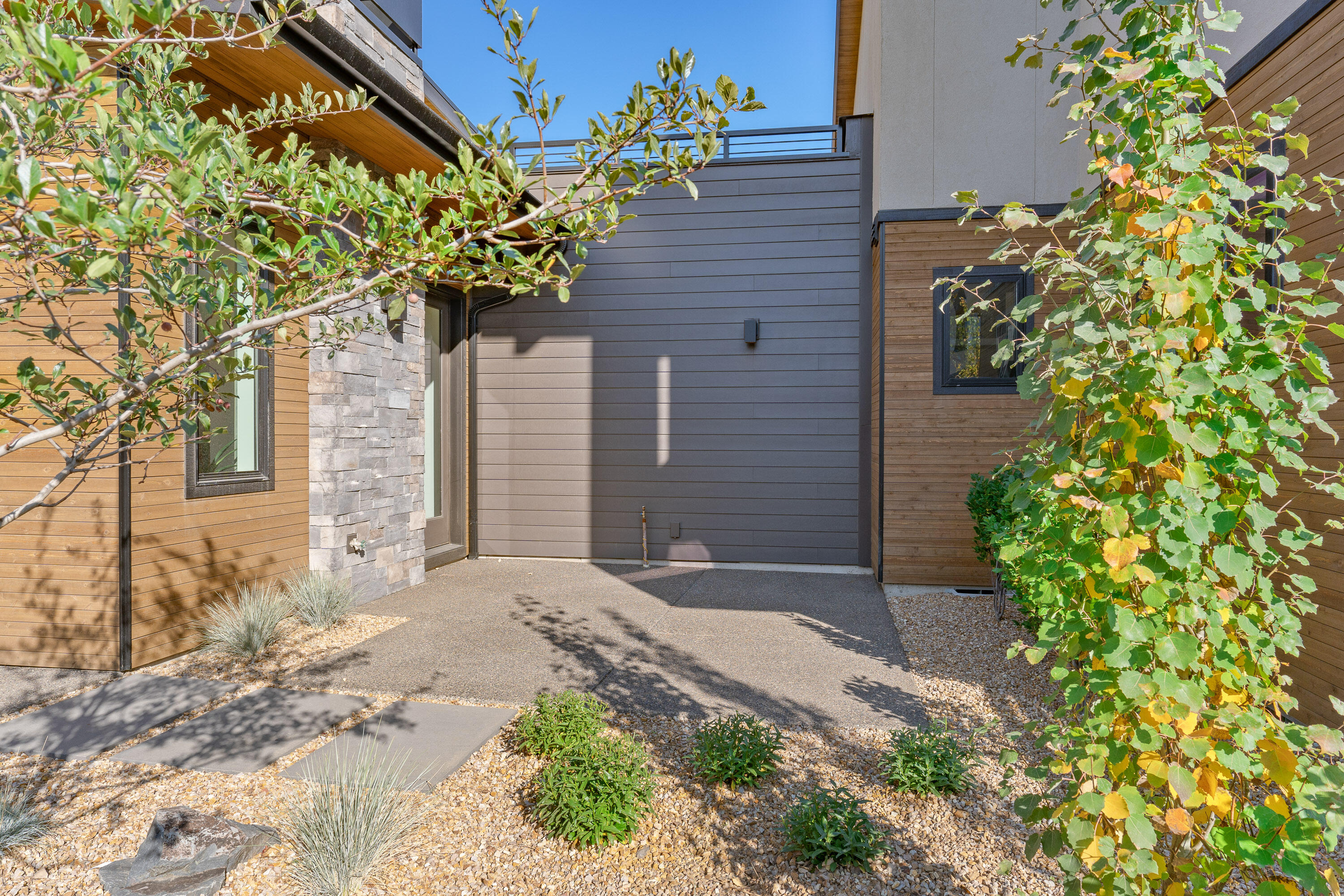 Discovery West Phase 4 - Residential