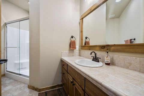 Tiny photo for 60798 Goldenwood Loop, Bend, OR 97702 (MLS # 220211514)