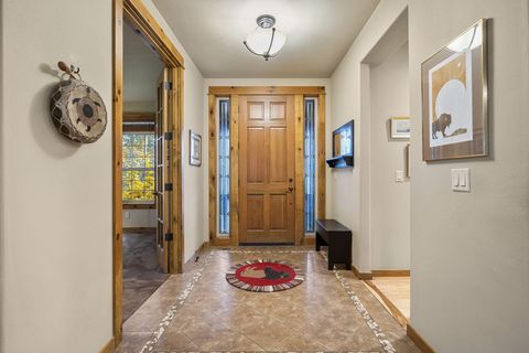 Tiny photo for 60798 Goldenwood Loop, Bend, OR 97702 (MLS # 220211514)