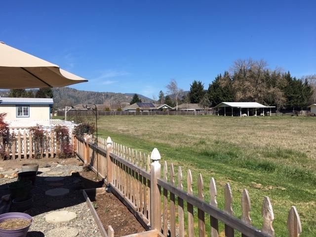 Rogue Lea Estates - Residential