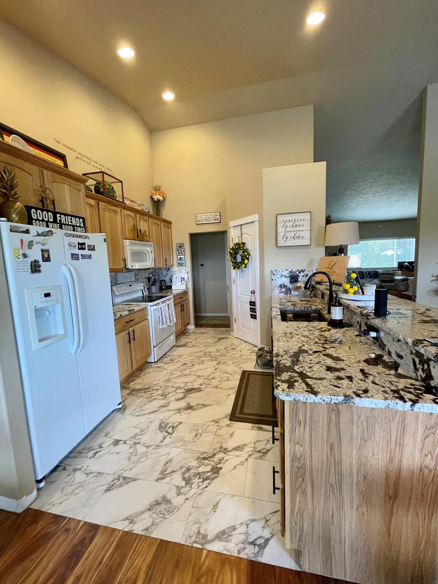 Quail Point Estates - Residential