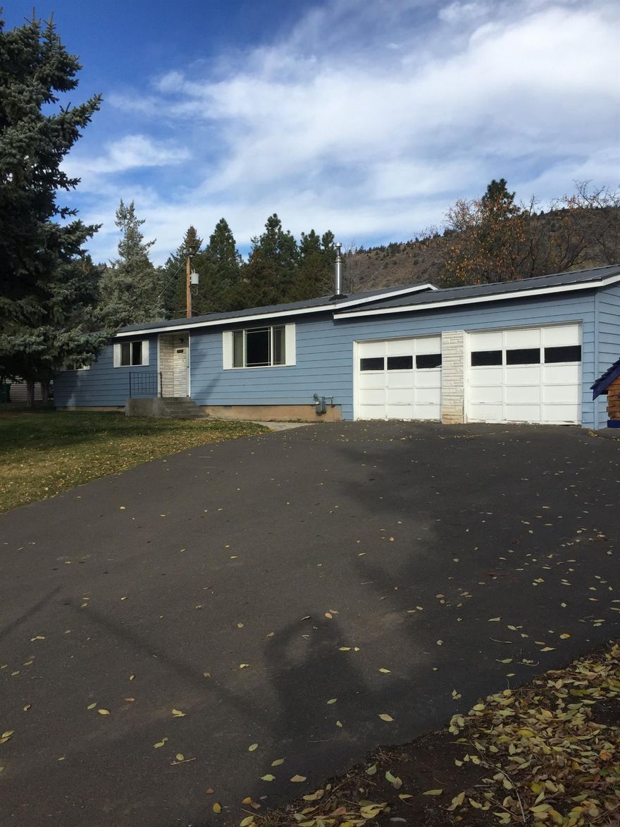 Desirable Pine Grove home. Barn set-up for 2 horses, equipment storage and plenty of hay storage. There is also a detached shed, RV parking, and beautiful mature fruit trees. This is the perfect set-up for 4-H families.