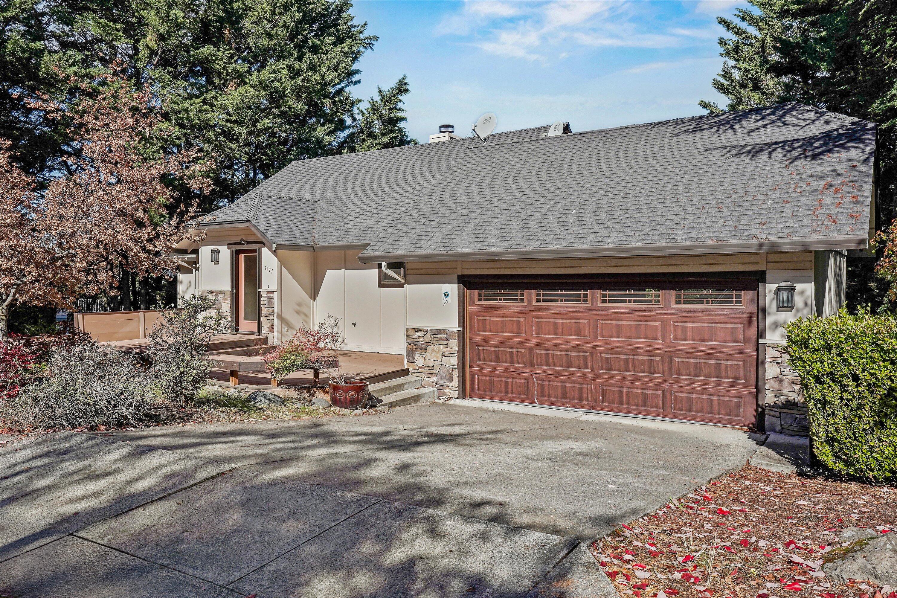 Via Loma Linda Subdivision - Residential