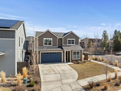 Tiny photo for 63204 NW Red Butte Court, Bend, OR 97703 (MLS # 220215730)