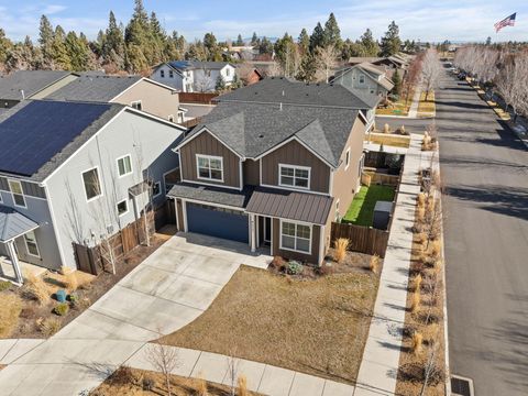 Tiny photo for 63204 NW Red Butte Court, Bend, OR 97703 (MLS # 220215730)