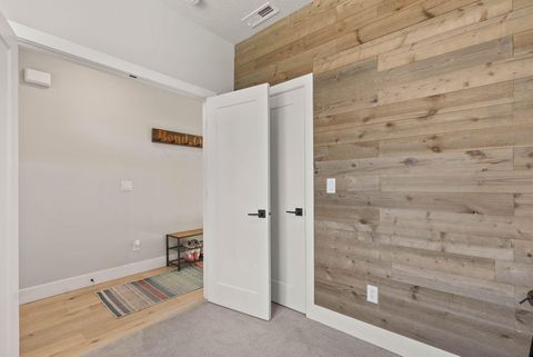 Tiny photo for 63204 NW Red Butte Court, Bend, OR 97703 (MLS # 220215730)