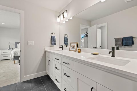 Tiny photo for 63204 NW Red Butte Court, Bend, OR 97703 (MLS # 220215730)