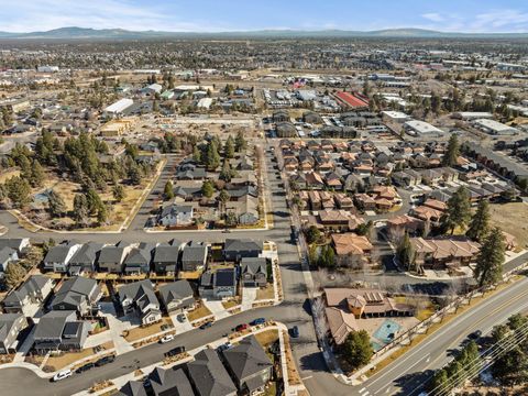 Tiny photo for 63204 NW Red Butte Court, Bend, OR 97703 (MLS # 220215730)