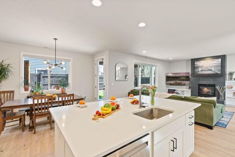 63204 NW Red Butte Court Bend OR 97703