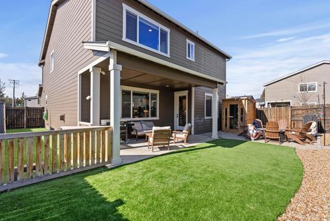 Tiny photo for 63204 NW Red Butte Court, Bend, OR 97703 (MLS # 220215730)