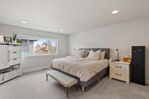 Tiny photo for 63204 NW Red Butte Court, Bend, OR 97703 (MLS # 220215730)