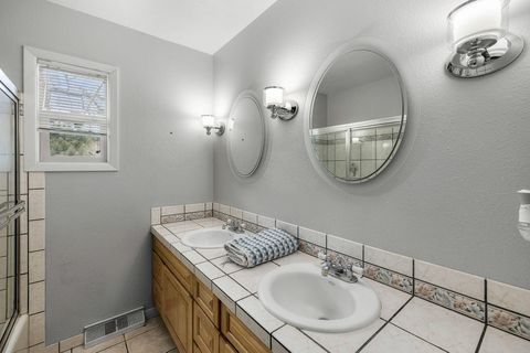 Tiny photo for 312 Edgewood Drive, Canyon City, OR 97820 (MLS # 220216750)